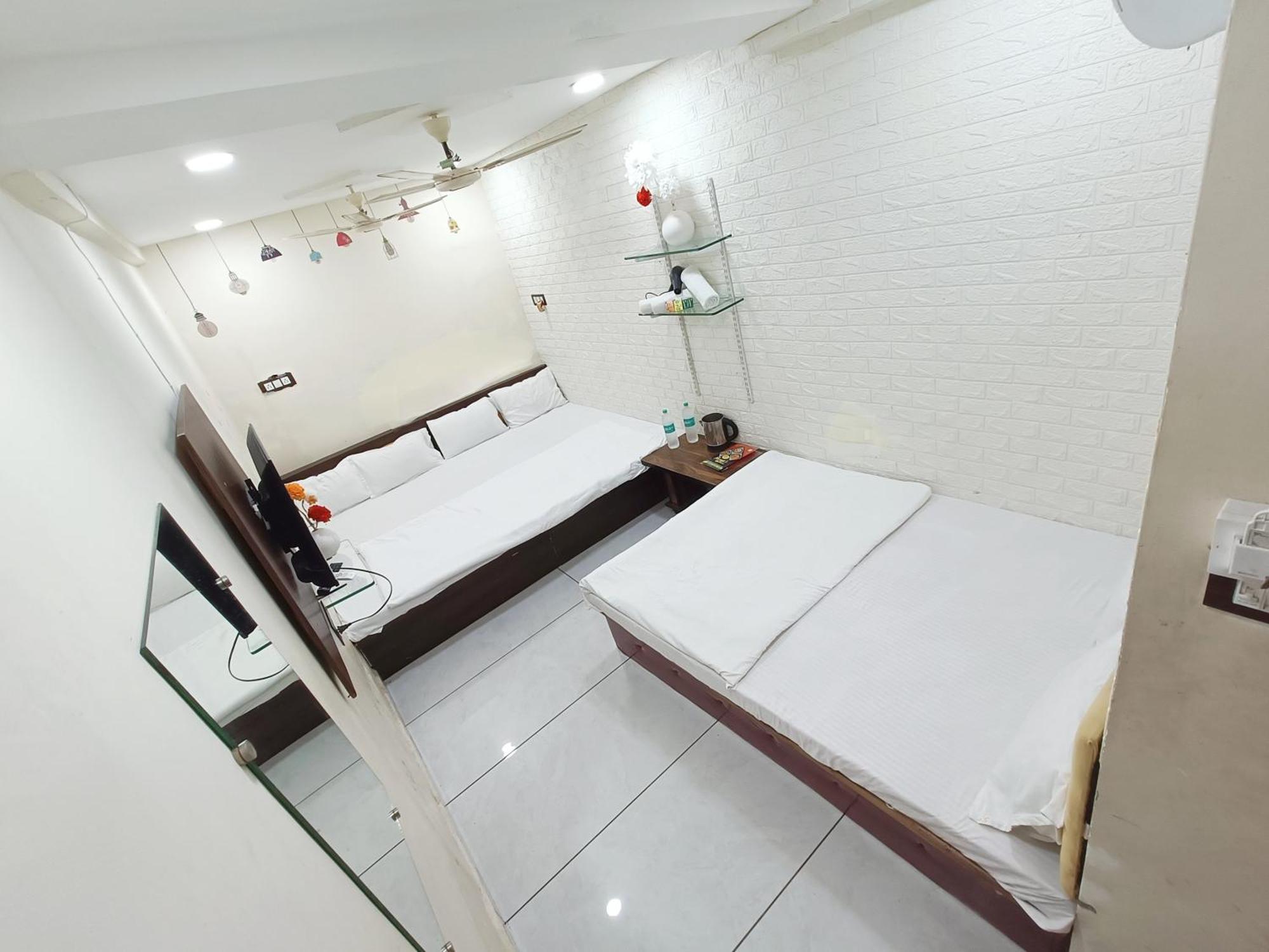 Ginger Hotels Ujjain Tower Kshipra Inn-Family Stay Airconditioned Hotel Extérieur photo