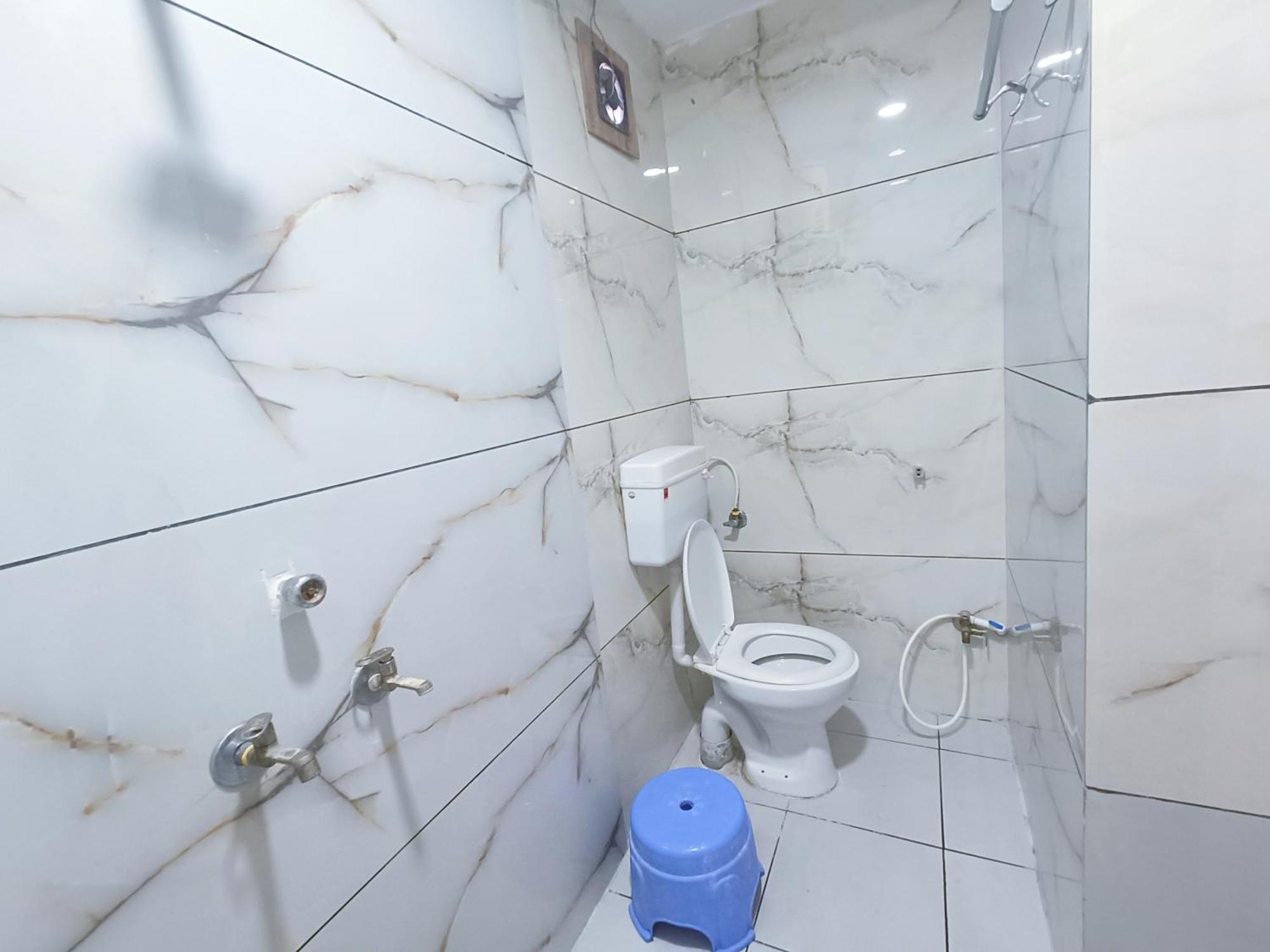 Ginger Hotels Ujjain Tower Kshipra Inn-Family Stay Airconditioned Hotel Extérieur photo
