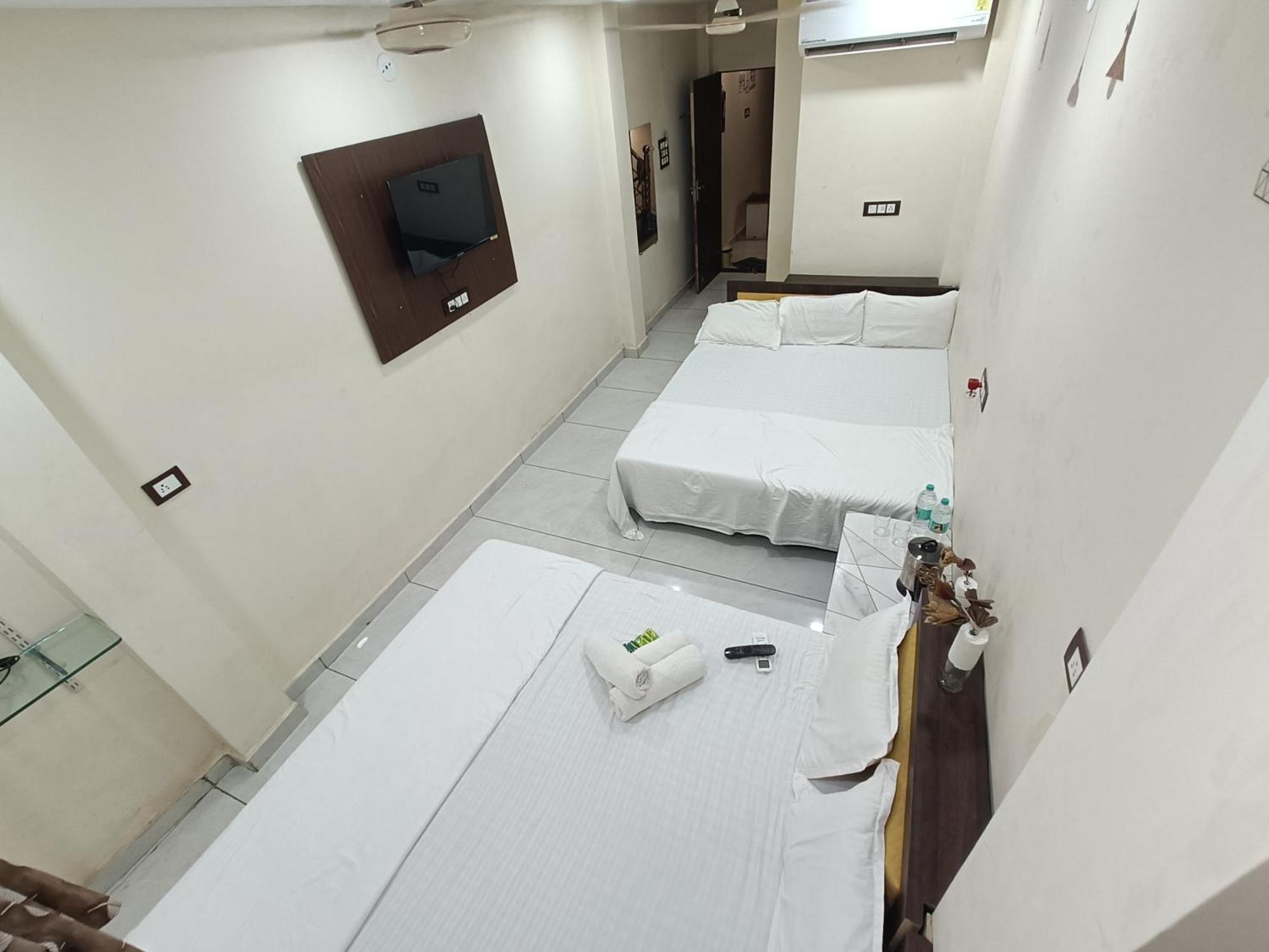 Ginger Hotels Ujjain Tower Kshipra Inn-Family Stay Airconditioned Hotel Extérieur photo